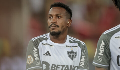 Ex-Atlético e Inter, Edenilson deixa Grêmio e acerta com outro time da Série A