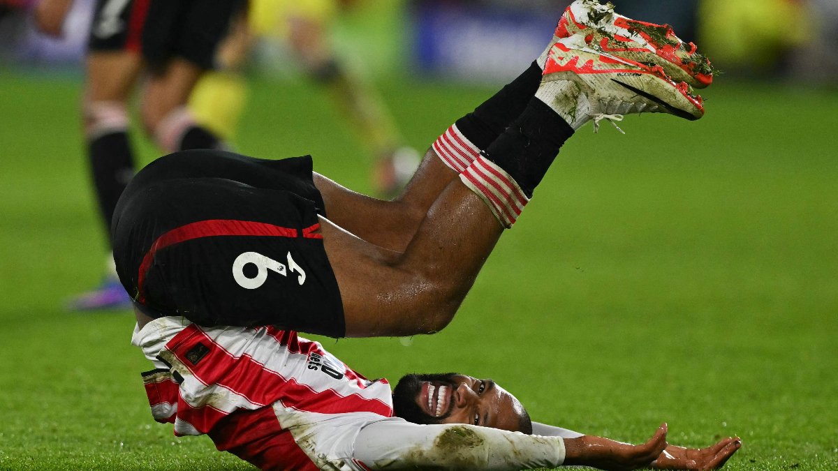 Ex-Cruzeiro, Igor Thiago tem brilhado pelo Brentford (foto: GLYN KIRK)