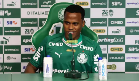 Ex-Fluminense, Arias explica escolha pelo Palmeiras: “Voltar a ser campeão”