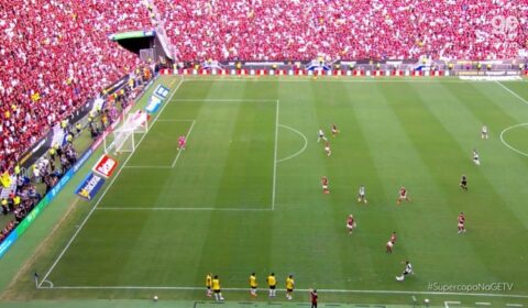 Flamengo x Corinthians: arbitragem anula gol de Memphis na Supercopa