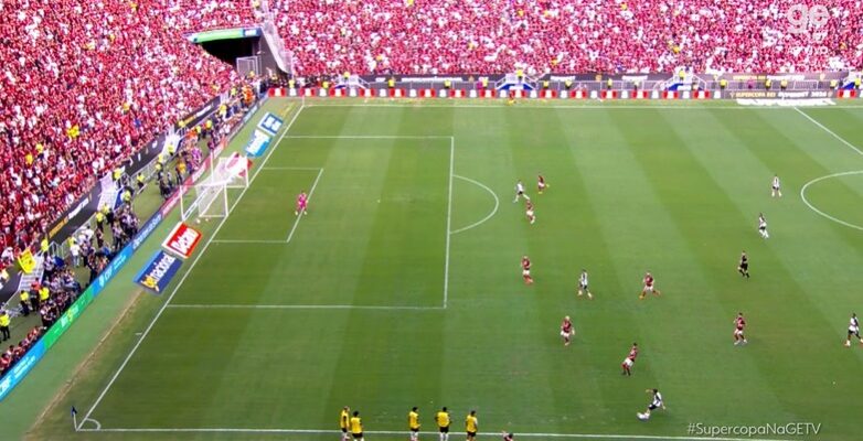 Flamengo x Corinthians: arbitragem anula gol de Memphis na Supercopa