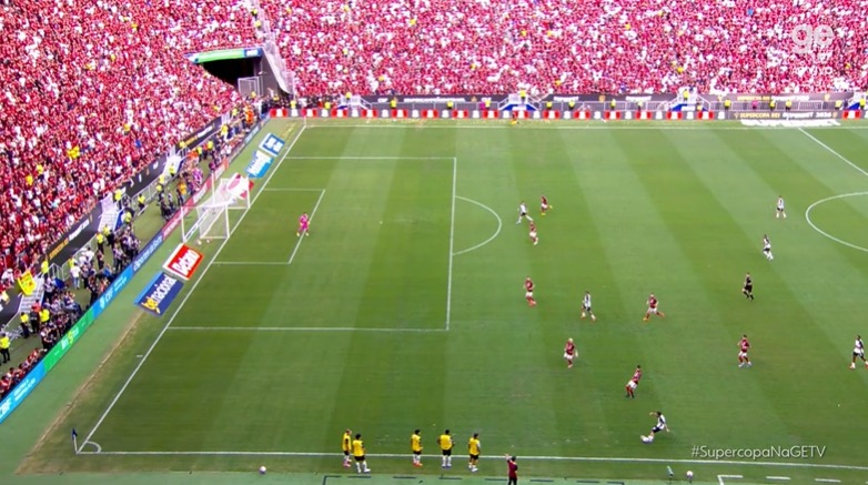 Memphis teve gol anulado no duelo entre Flamengo e Corinthians pela Supercopa do Brasil (foto: Reprodução/GETV)