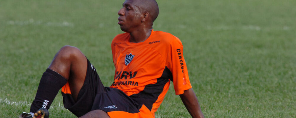 Folclórico ex-volante com passagem pelo Atlético elogia atacante do Cruzeiro