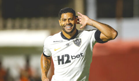 Hulk vive noite mágica e supera polêmico ex-atacante em ranking do Atlético