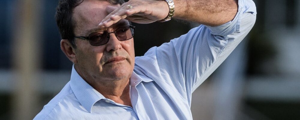 Incêndio em galpão dos Supermercados BH mobiliza viagem de presidente do Cruzeiro