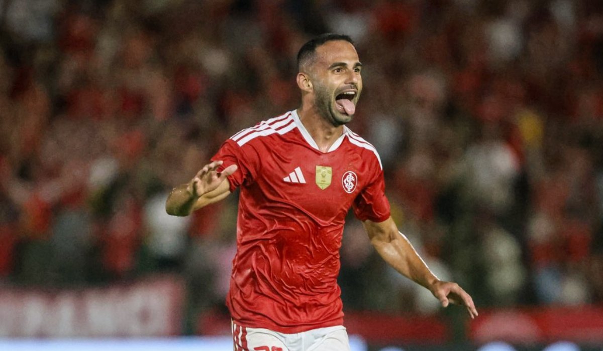 Thiago Maia pelo Internacional (foto: Divulgação/Internacional)