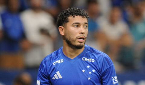 Jogador do Cruzeiro defende William de vaias: ‘Só quem arrisca vive o extraordinário’