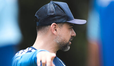 Jonas Urias avalia preparação do Cruzeiro e faz pedido à torcida