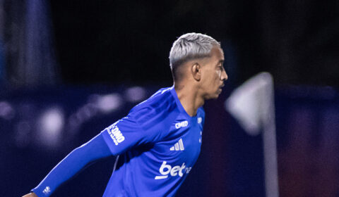 Matheus Pereira celebra vitória do Cruzeiro: ‘Não desacreditamos nem um minuto’
