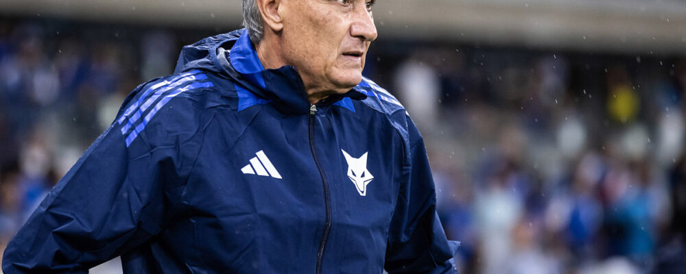 PVC compara Tite a técnico histórico: ‘Aposentaram antes de ser campeão’