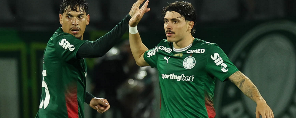 Palmeiras goleia Vitória e respira antes de clássico com Corinthians