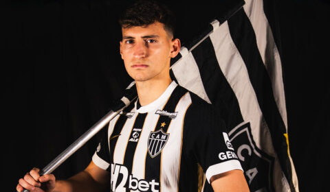 Pérez revela conversa com ídolo do Athletico-PR antes de ida ao Atlético