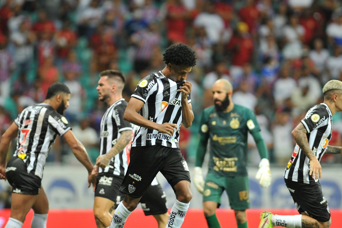 Keno comemora gol que garantiu título brasileiro de 2021 ao Atlético (foto: Alexandre Guzanshe/EM/D.A Press)