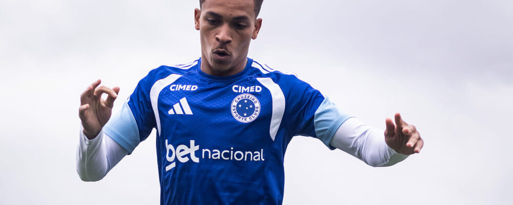 Saídas do Cruzeiro têm motivação técnica e olho no futuro, diz dirigente