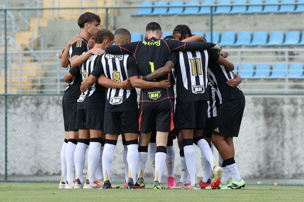 Jogadores da base do Atlético (foto: Daniela Veiga/Atlético)