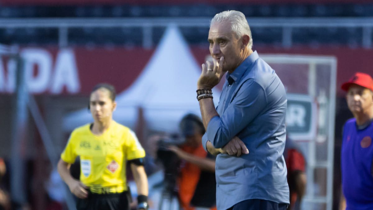 Tite comanda o Cruzeiro desde o início da temporada 2026 (foto: Gustavo Aleixo/Cruzeiro)