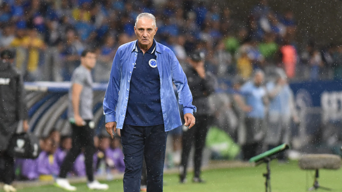 Tite, técnico do Cruzeiro, no Mineirão, em Belo Horizonte (foto: Gustavo Aleixo/Cruzeiro)