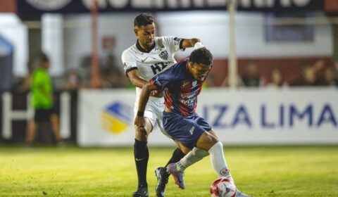 Torcedores e jogadores do Itabirito ‘fazem festa’ após levarem 7 do Atlético