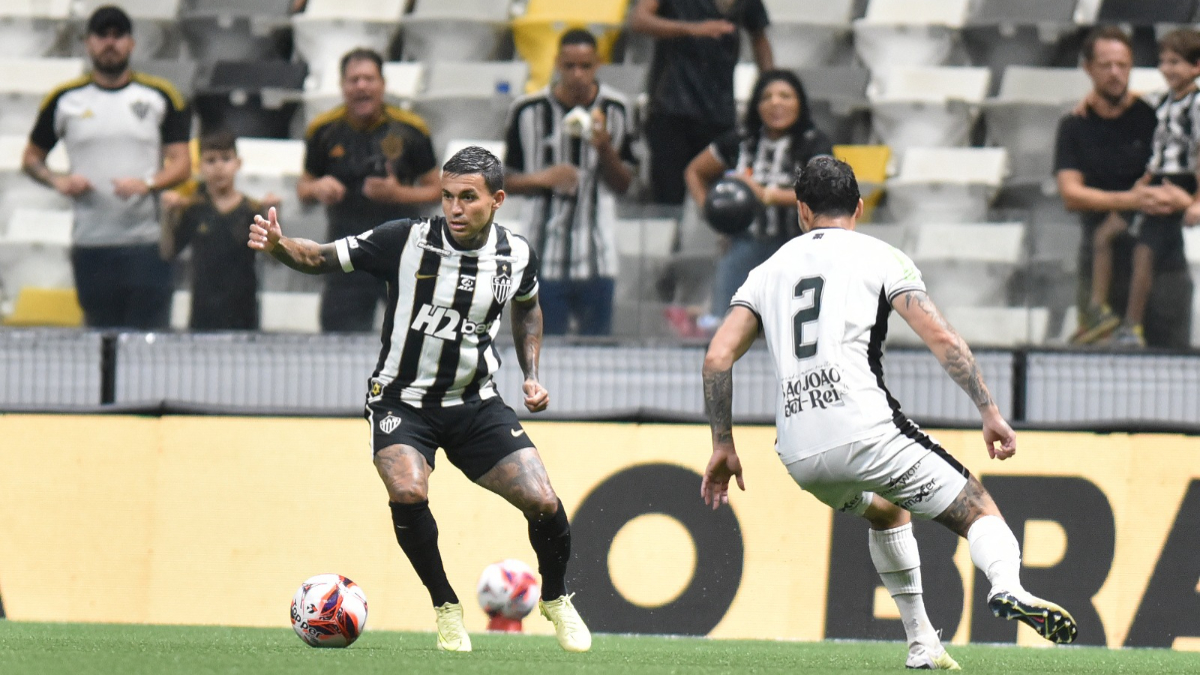 Atlético em ação pelo Campeonato Mineiro (foto: Ramon Lisboa/EM/D.A. Press)