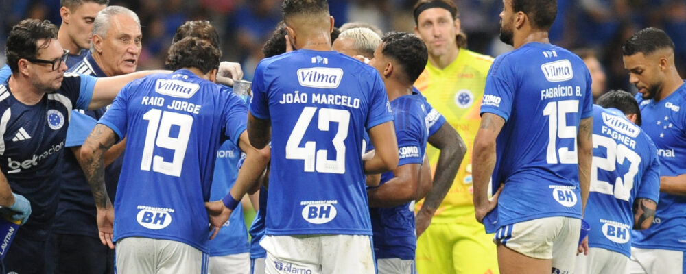 Zagueiro diz do que Cruzeiro precisa para ‘voltar a ser o time que encantou o Brasil’