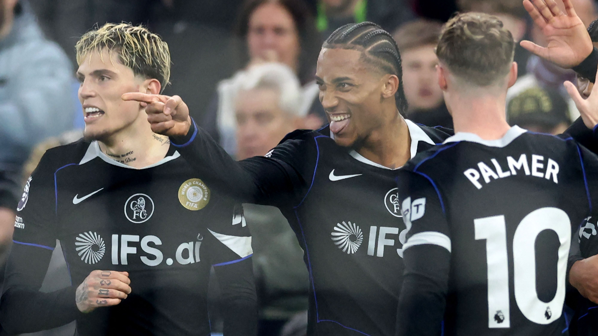 João Pedro, atacante do Chelsea - (foto: Darren Staples / AFP)