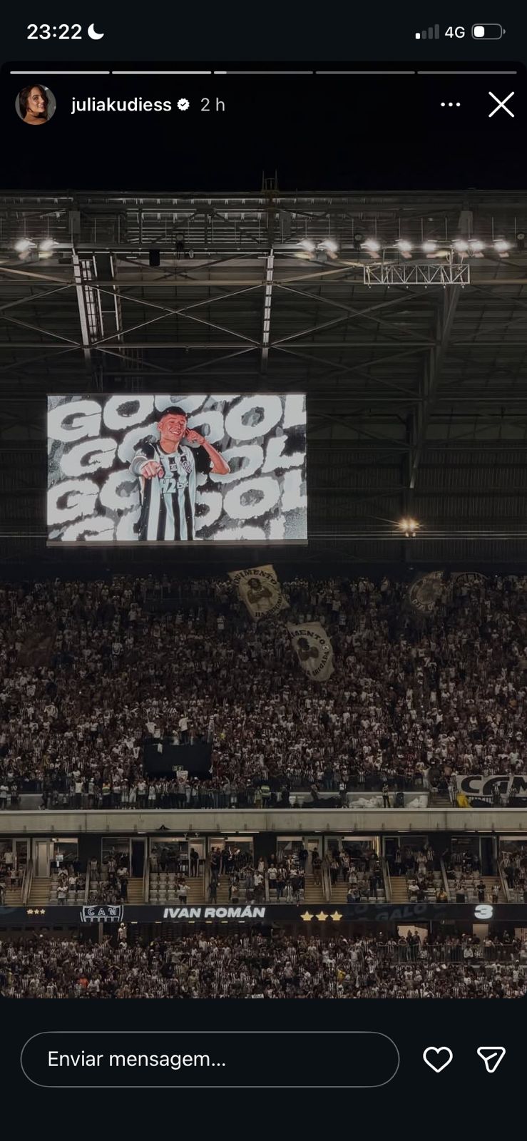 Fotos publicadas por Júlia Kudiess na visita à Arena MRV para assistir a Atlético x São Paulo