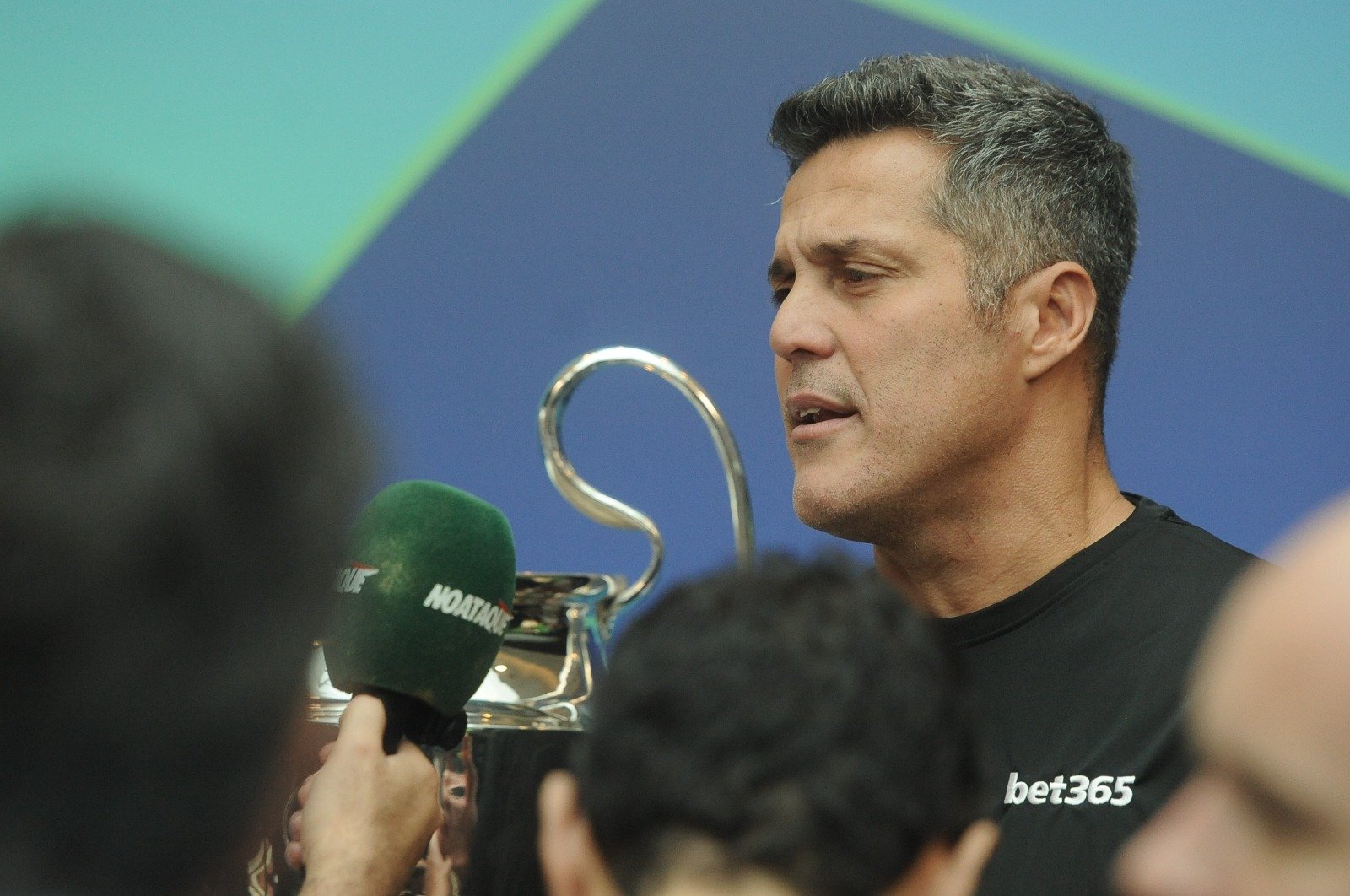 A mensagem de apoio de Júlio César ao goleiro Cássio, do Cruzeiro