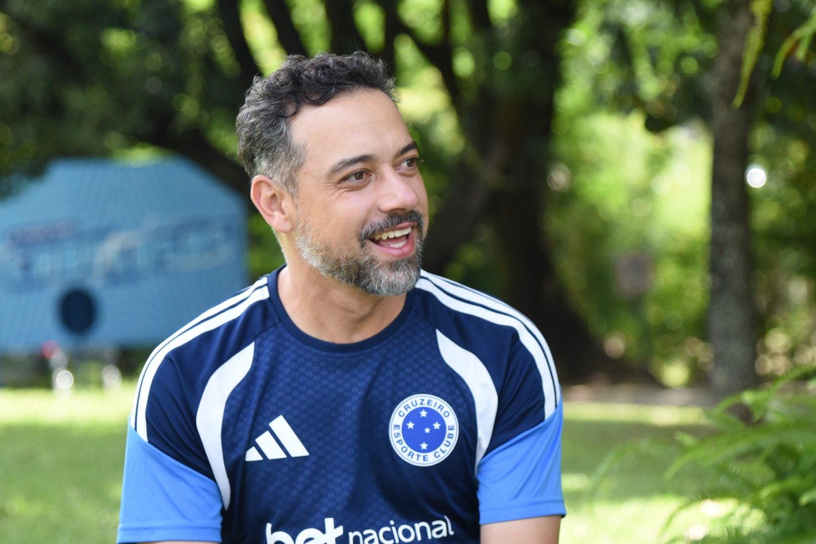 Assista, na íntegra, à entrevista de Jonas Urias, técnico do Cruzeiro, ao No Ataque