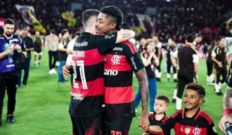 Atacante do Flamengo destaca “altíssimo nível” de Leonardo Jardim