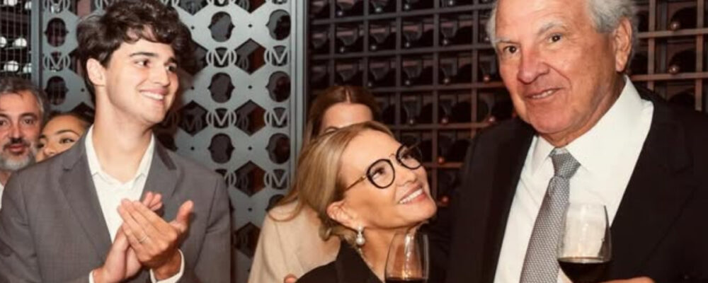 Atlético contrata neto de Rubens Menin para estágio no clube