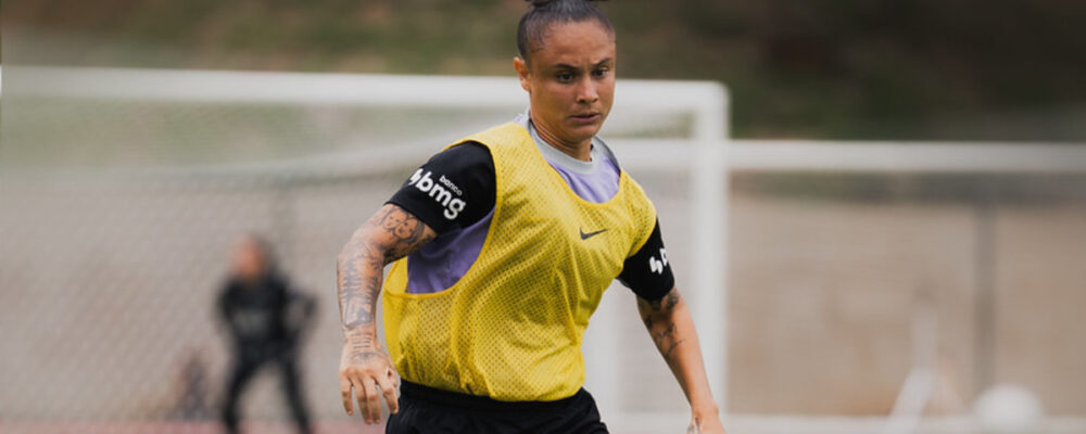 Atlético explica processo de recuperação de lateral lesionada