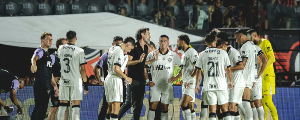 Atlético perde titular para o duelo com São Paulo no Brasileiro