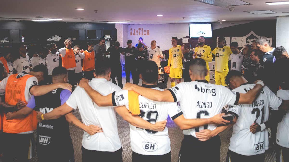 Atlético pode dar salto ou até entrar no Z4 contra a Chapecoense; veja cenários