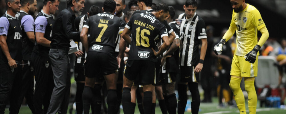 Atlético tem campanha de G4 e de lanterna em ‘rankings’ do Brasileiro