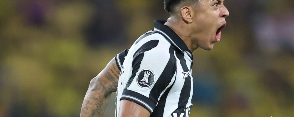 Botafogo busca empate contra Barcelona-EQU com gol de atacante criticado