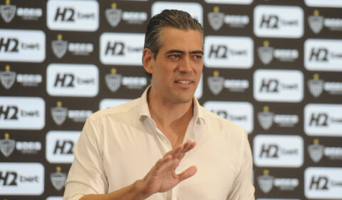 Bracks indica saída próxima de ídolo do Atlético e prega respeito