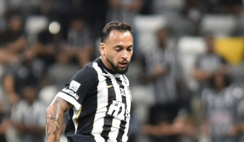 CAS condena Corinthians a pagar dívida por volante do Atlético