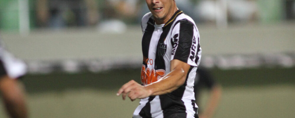 Campeão da Copa do Brasil pelo Atlético assina com clube da Série D