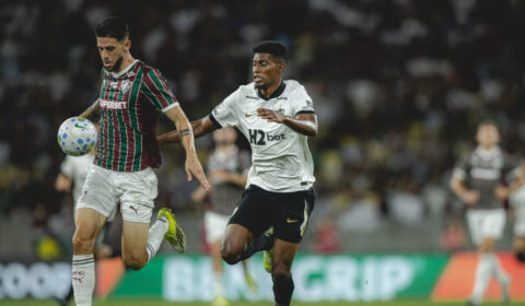 Cassierra comenta evolução no Atlético e elogia dupla com Hulk