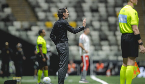 Como melhorar o sistema de marcação do Atlético? Domínguez responde