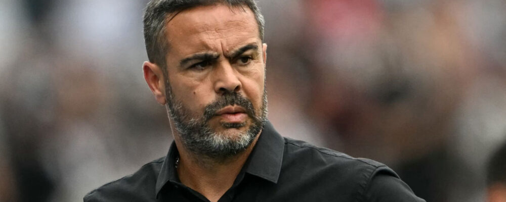 Cruzeiro avança pela contratação do técnico Artur Jorge