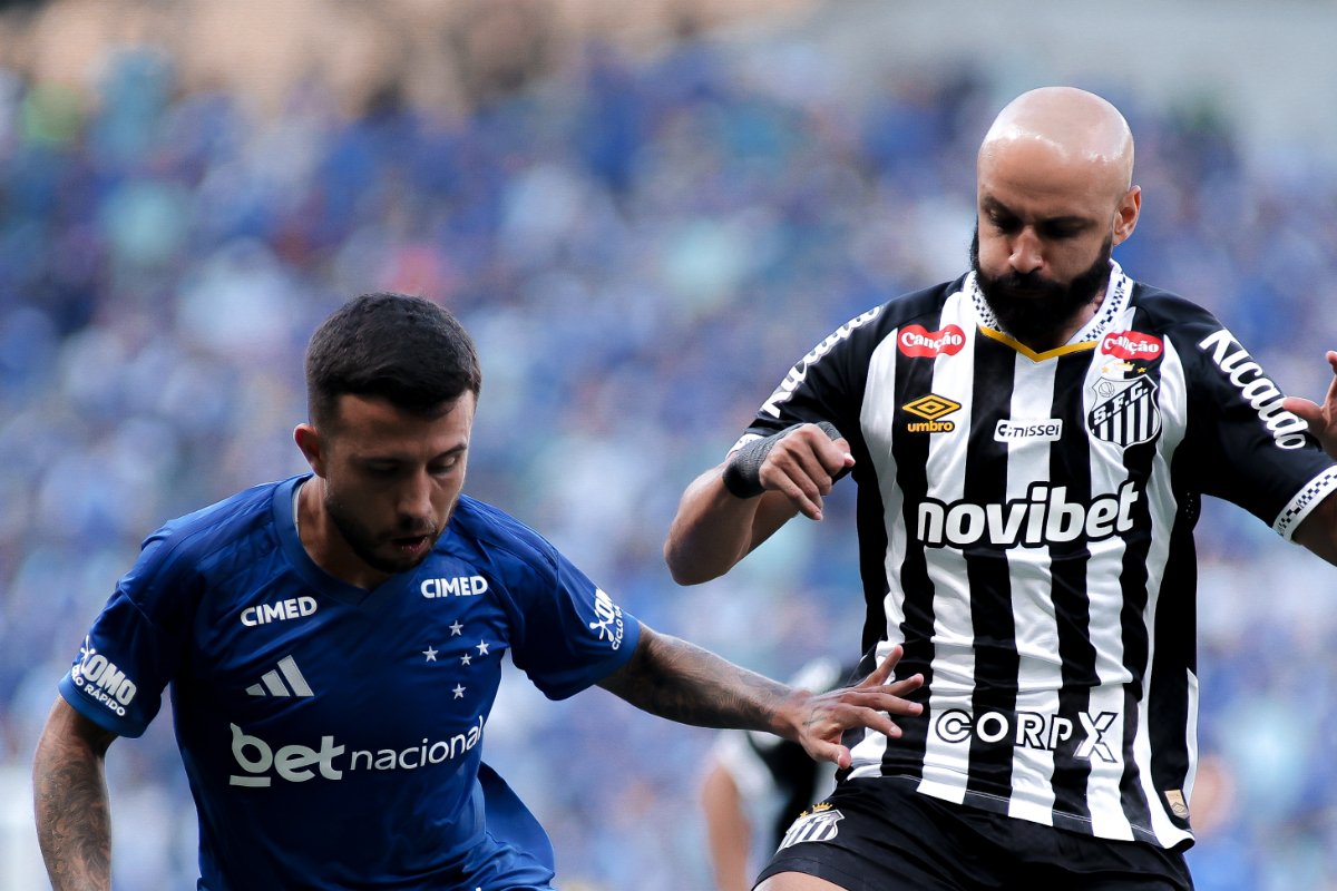 Cruzeiro empata com Santos no Mineirão e segue na lanterna sem vencer