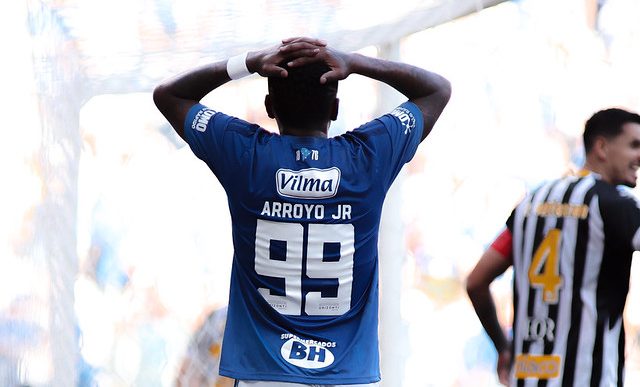 Cruzeiro fecha rodada na lanterna e é único sem vencer no Brasileirão