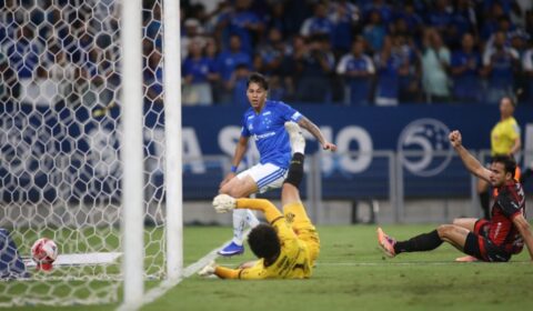 Cruzeiro marca no fim e avança à final do Mineiro com vitória sobre o Pouso Alegre