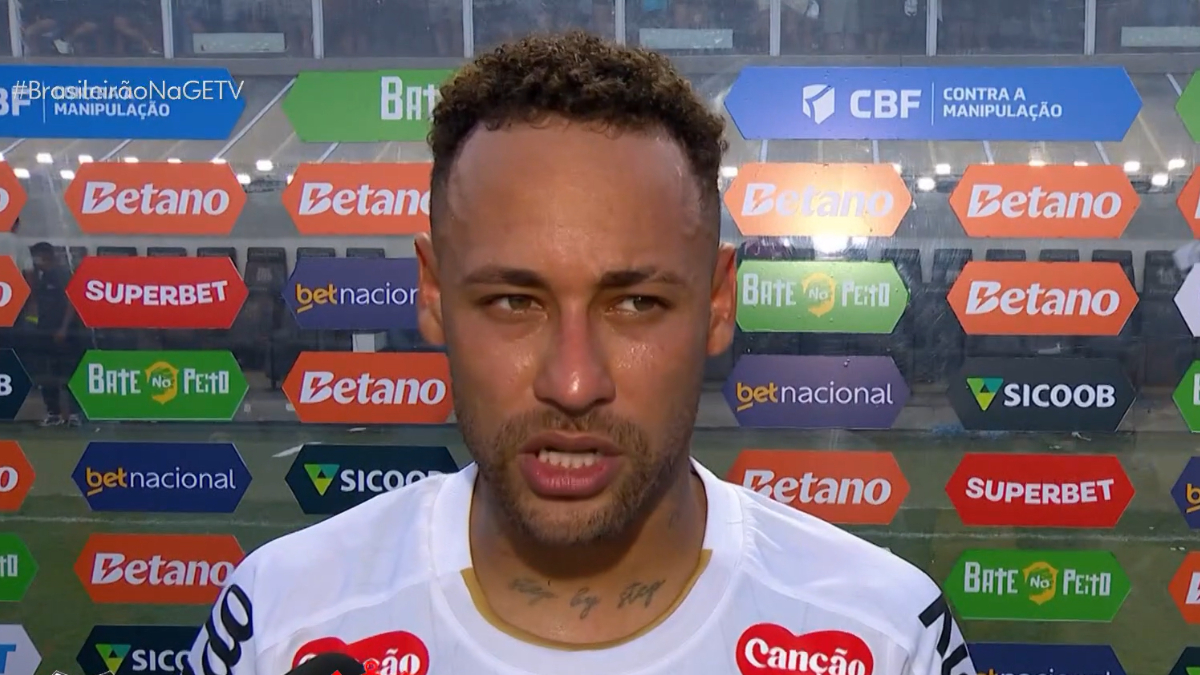 Diretoria, gramado e mais: Neymar justifica atuação em Santos x Corinthians