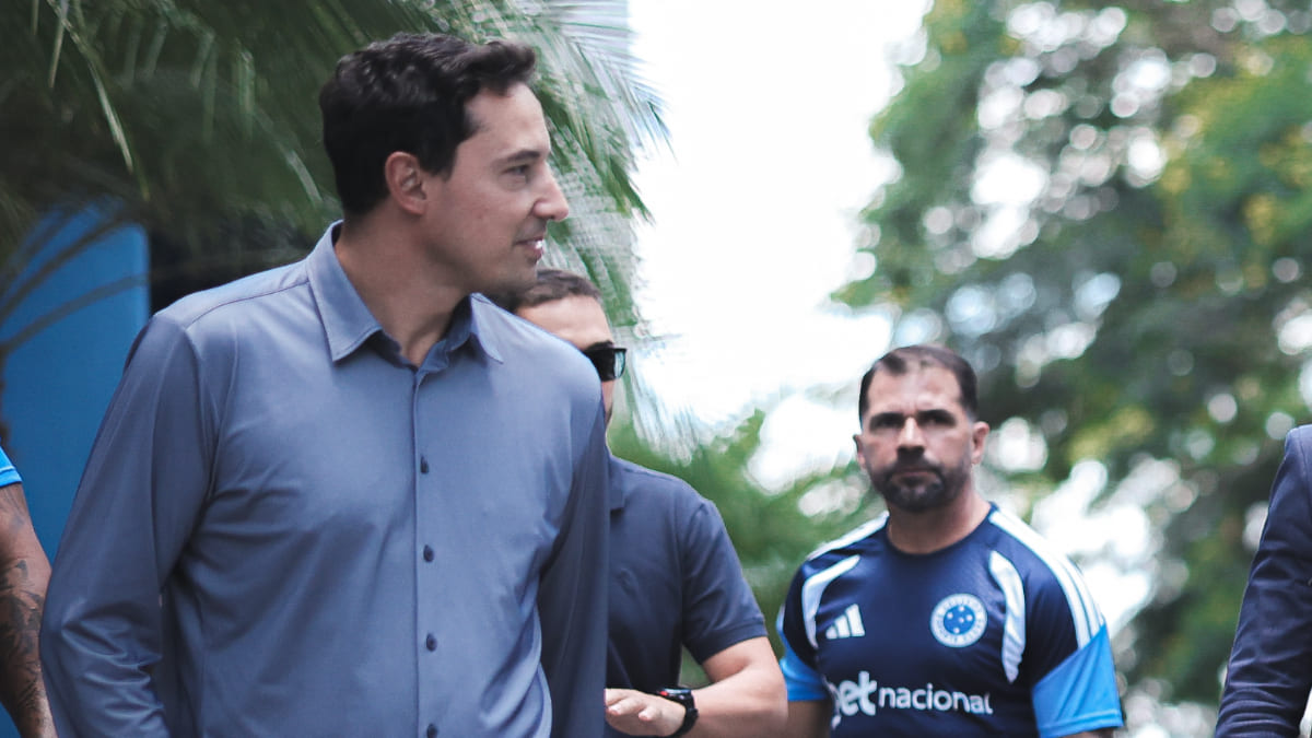 Dirigente do Cruzeiro define prioridade no Brasileiro e postura na Libertadores