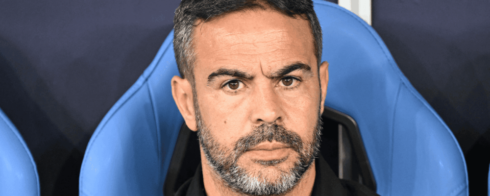 Despedida? Em negociação com Cruzeiro, Artur Jorge vence jogo no Catar