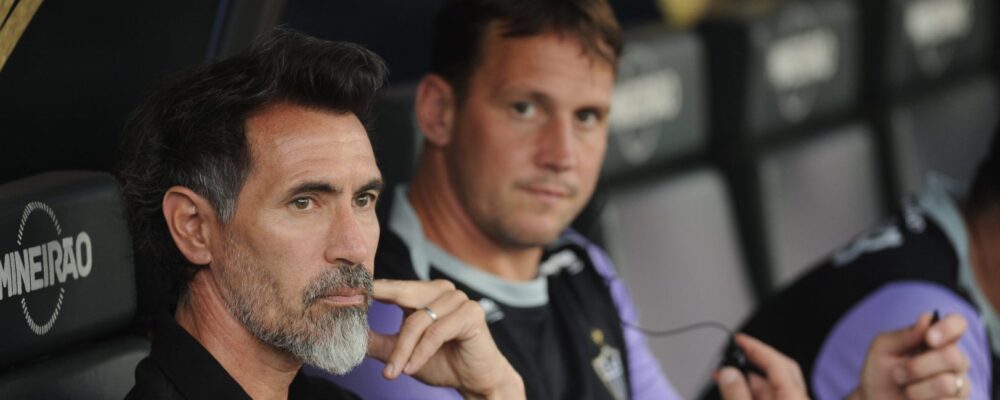 Domínguez aponta erro do Atlético e cita investimentos do Cruzeiro