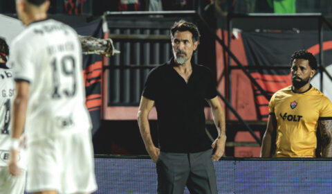 Domínguez fala em ‘desespero’ e critica Atlético após gol: ‘Corremos para qualquer lado’