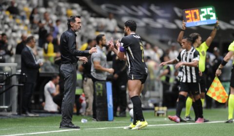 Domínguez revela como pretende lidar com Hulk no Atlético